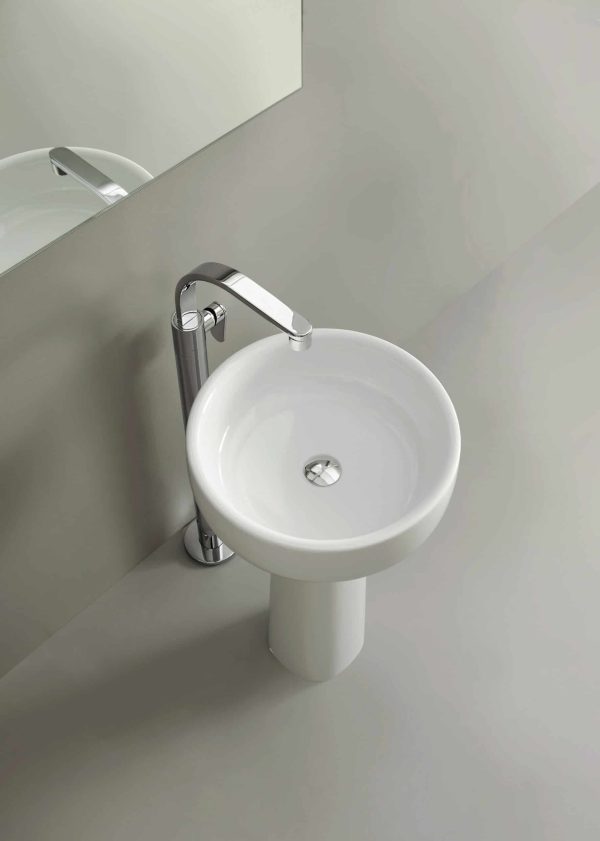 One - Image 5